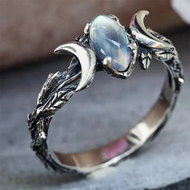 Stilren Månsten Statement Ring – Iris