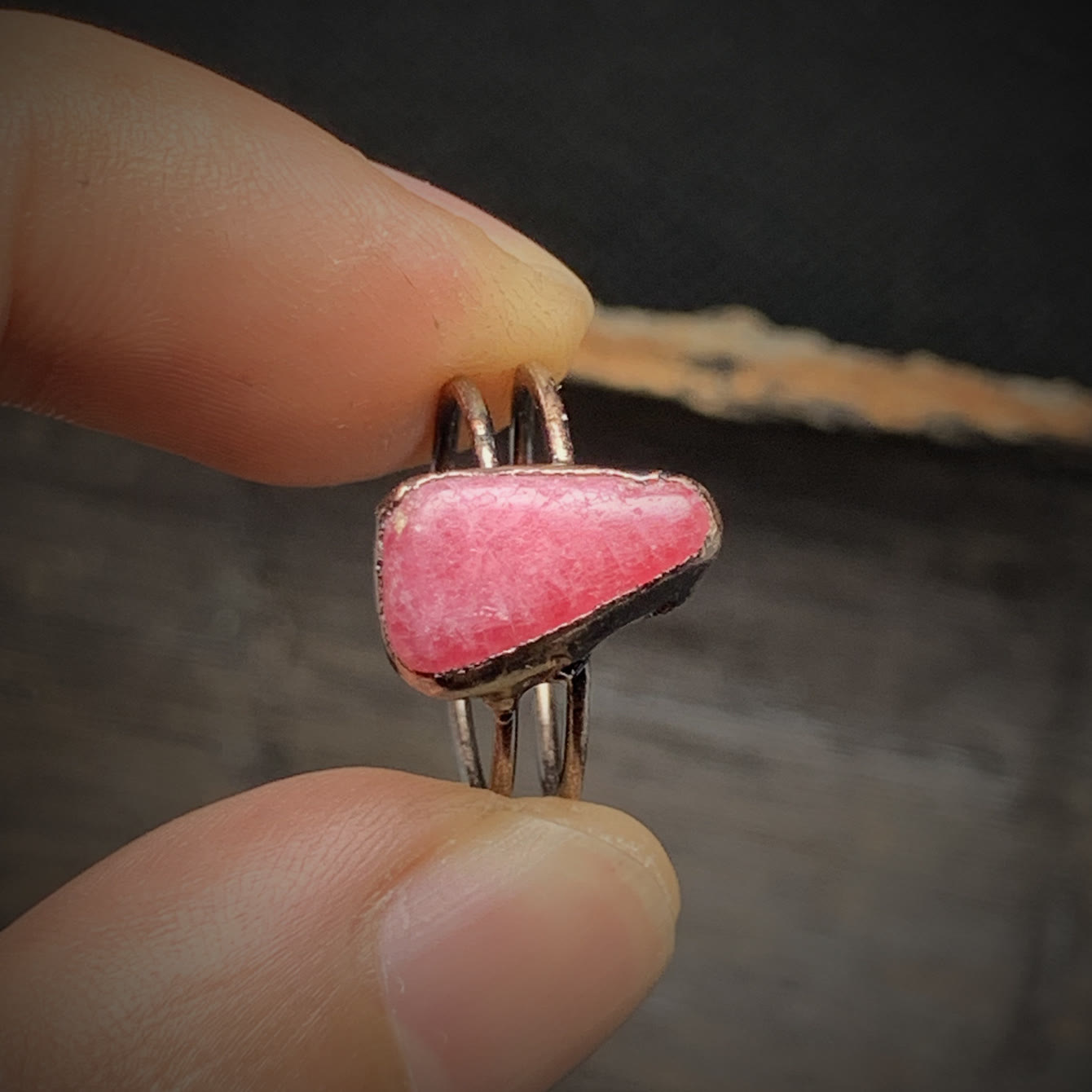 Naturlig råsten födelse ring – Selina
