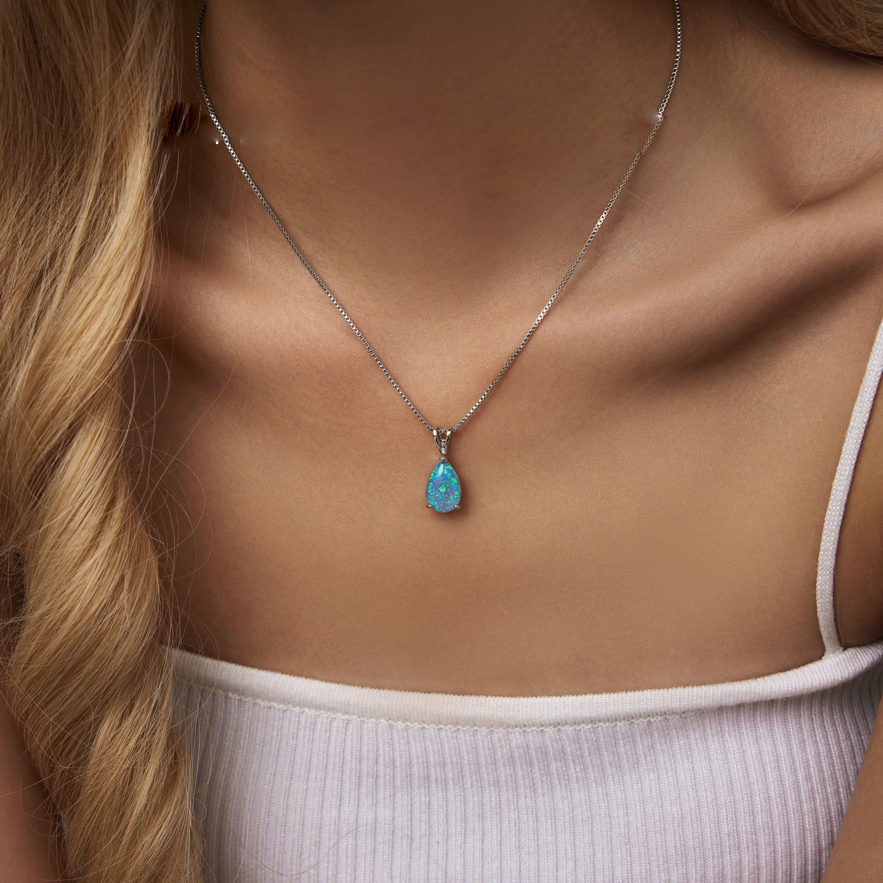 Minimalistisk Drop Opal Hänge Halsband – Selina