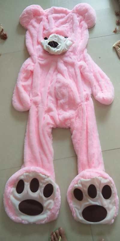 Giant Plush Cuddle Bear – HugHero