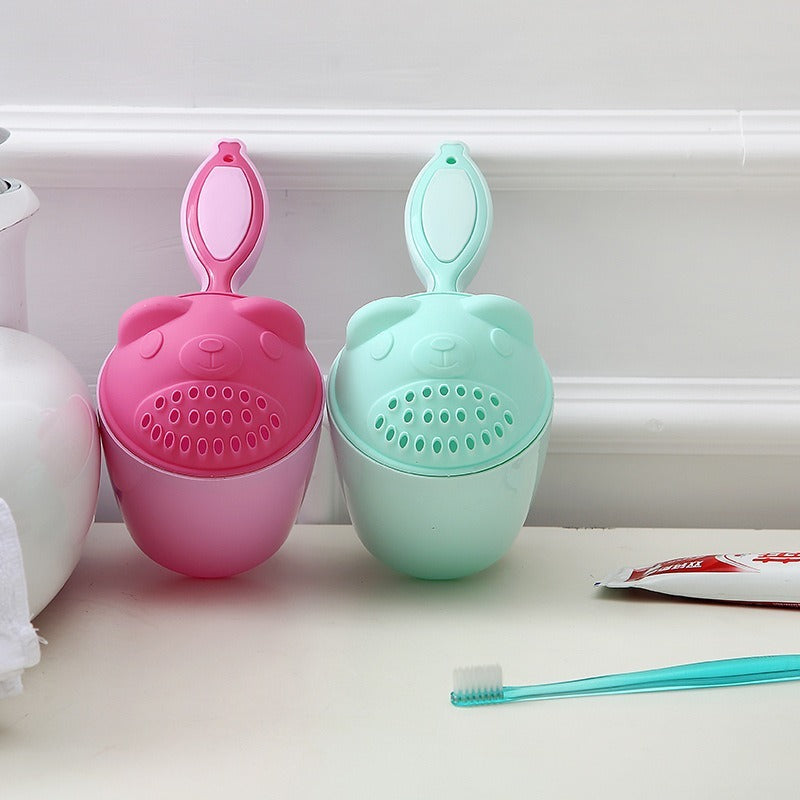 GentleFlow Baby Shampoo Rinse Cup – Ögonskydd och Komfort
