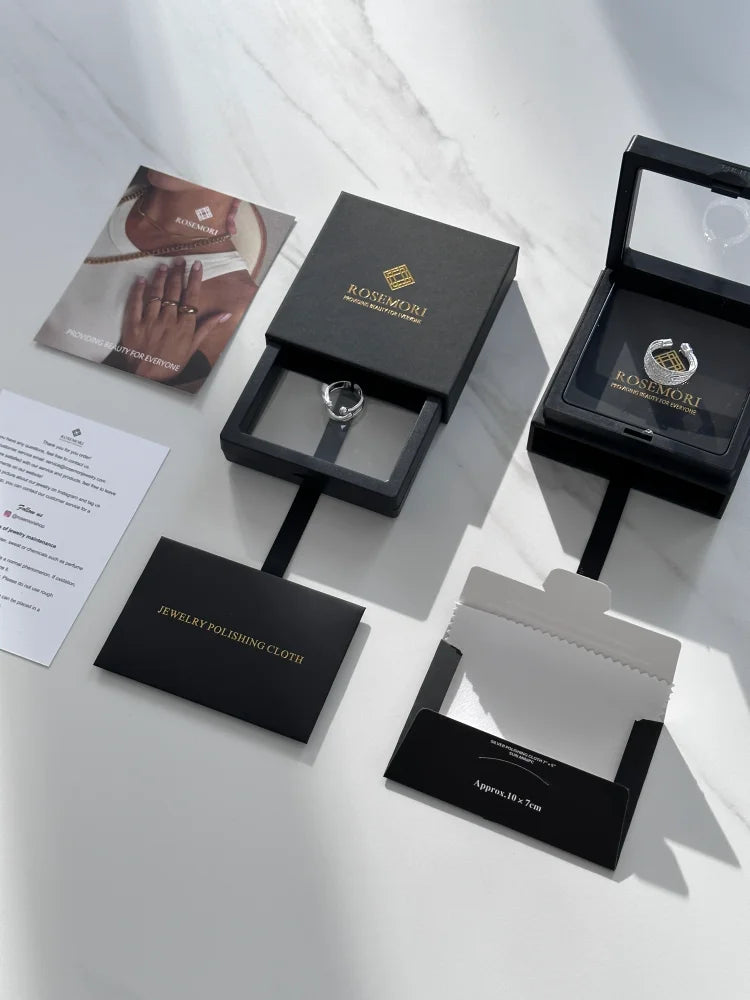 Smiley Justerbar Ring – Mila