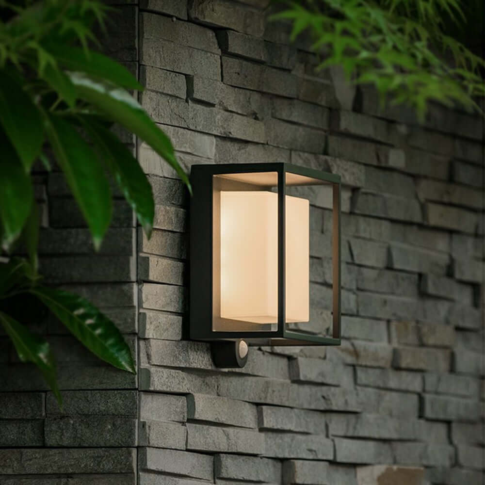 Modern Utomhusvägglampa med Solenergi & Sensor