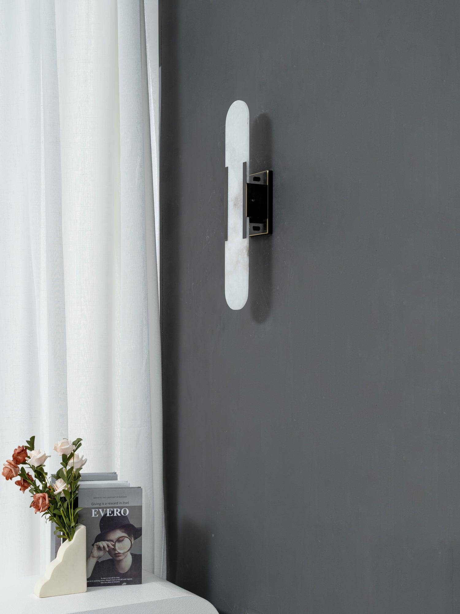 Modern Vägglampa - Alabaster & Metall