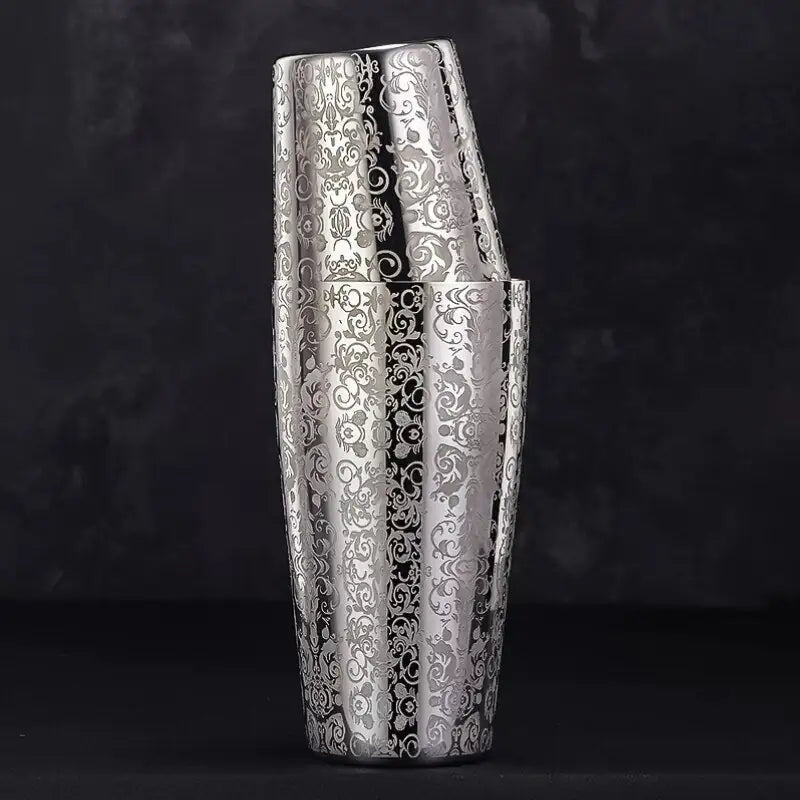 Graverad Cocktail Shaker – Mixaro