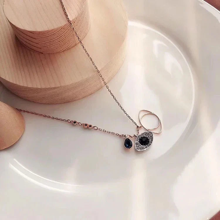 Ond Öga Smyckeset – Amira (Halsband & Armband)