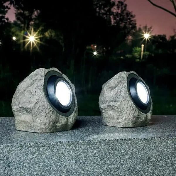 Trädgårdsstenlampa - LED Solenergi Utomhuslampa