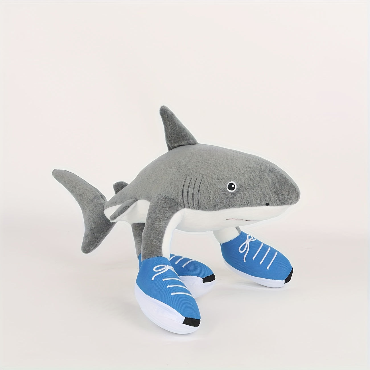 Sneaker-Bärande Plush Shark – Mjuk Tung Tung Sahur Karaktärsleksak