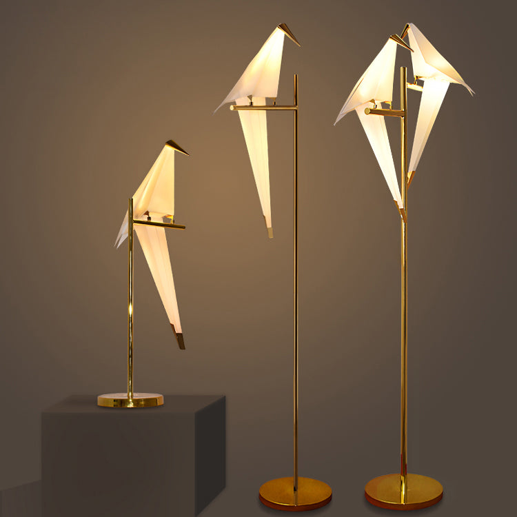 Origami Birdy Bordslampa – Ambient Varmt Ljus och Modern Vingdesign