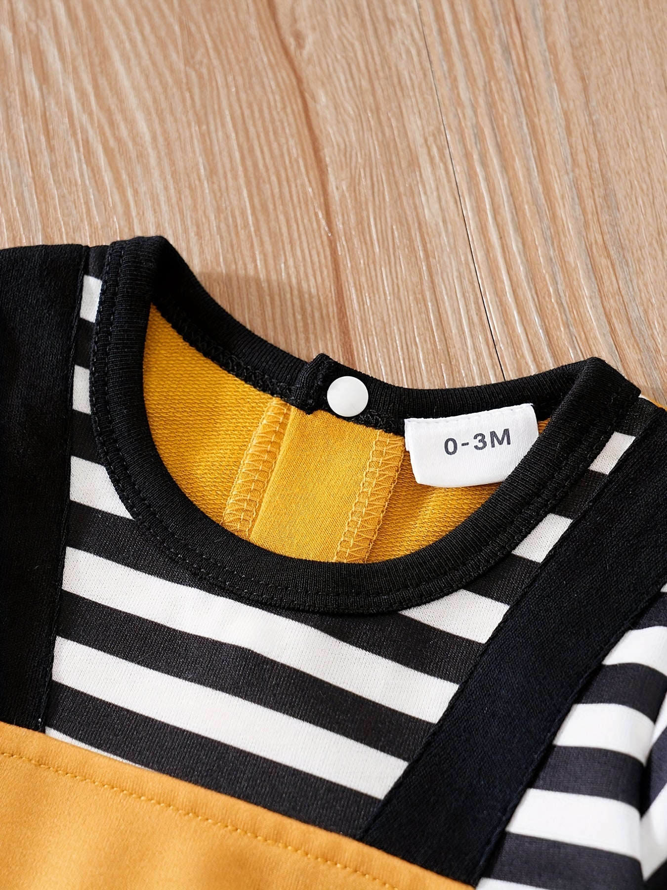 Söt Zebra Romper för Spädbarn – Perfekt för Utomhusäventyr på Våren och Hösten