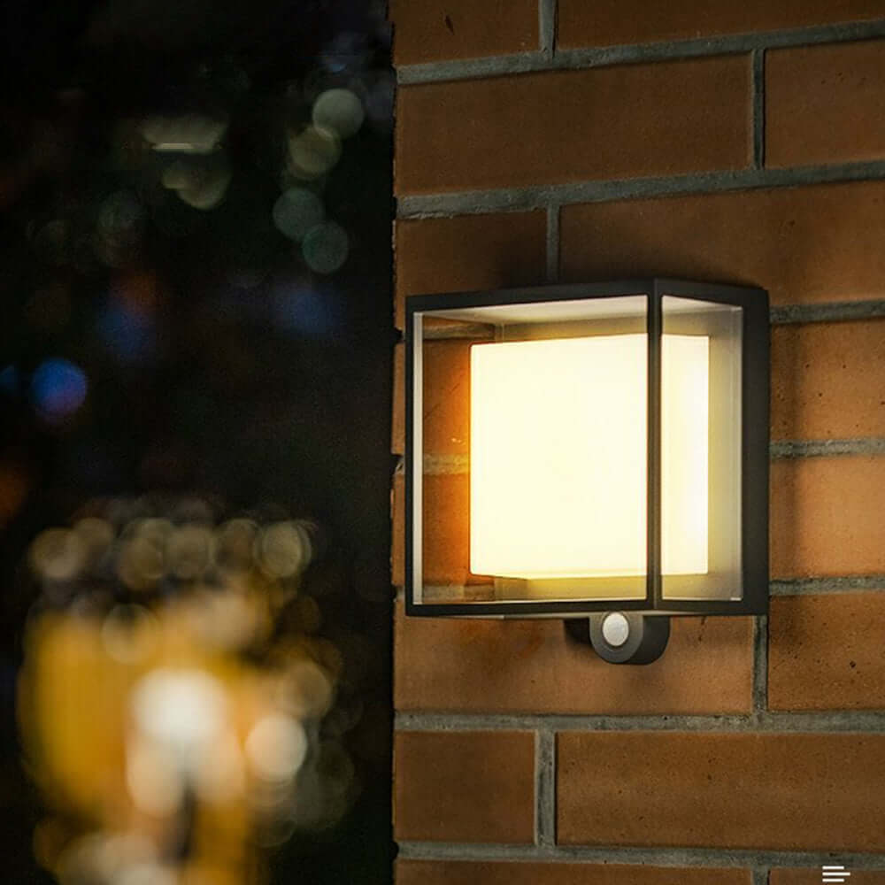 Modern Utomhusvägglampa med Solenergi & Sensor