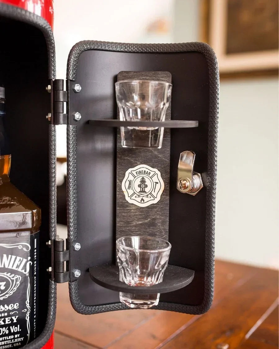 LiquorVault Deluxe Mini Bar | Modern industriell stil för spritförvaring med säkerhetslås