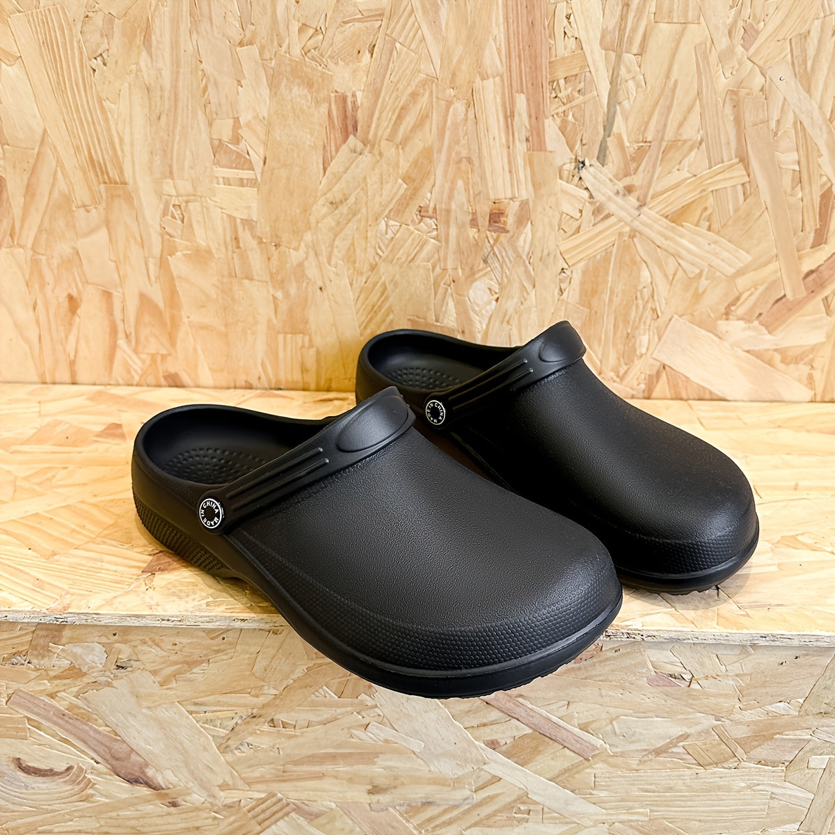 Halkfria Trädgårds- och Arbetsklumpar för Män – Bekväma Slip-ons för Alla Säsonger