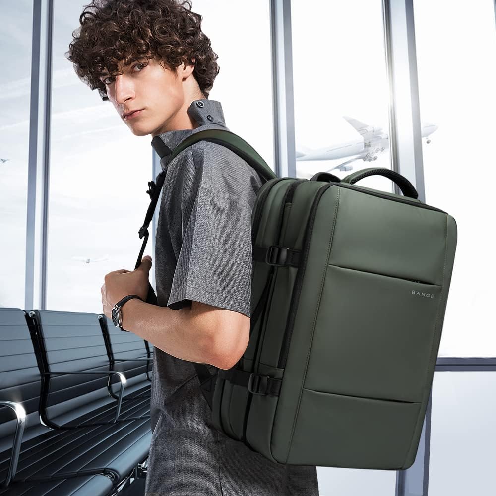 Expanderbar 26–45L Vattentät Reserucksack med Laptopfack och Dufflealternativ
