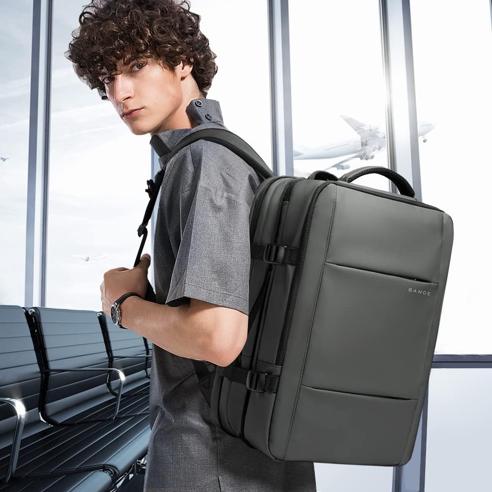 Expanderbar 26–45L Vattentät Reserucksack med Laptopfack och Dufflealternativ