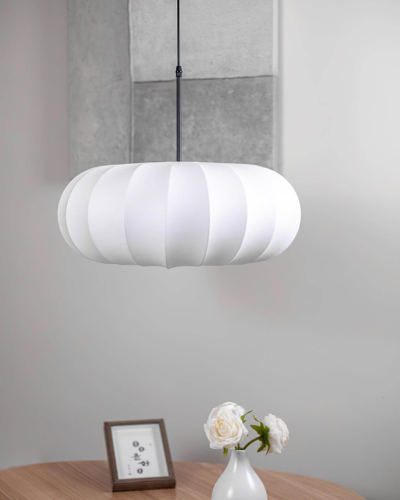 Taklampa - Minimalistisk Design - Wabi-Sabi Stil