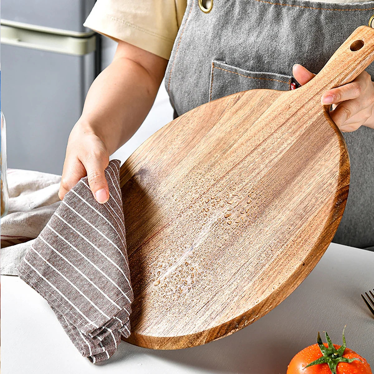 Rund Skär- och Serveringsbräda i Akaciaträ - Sienna