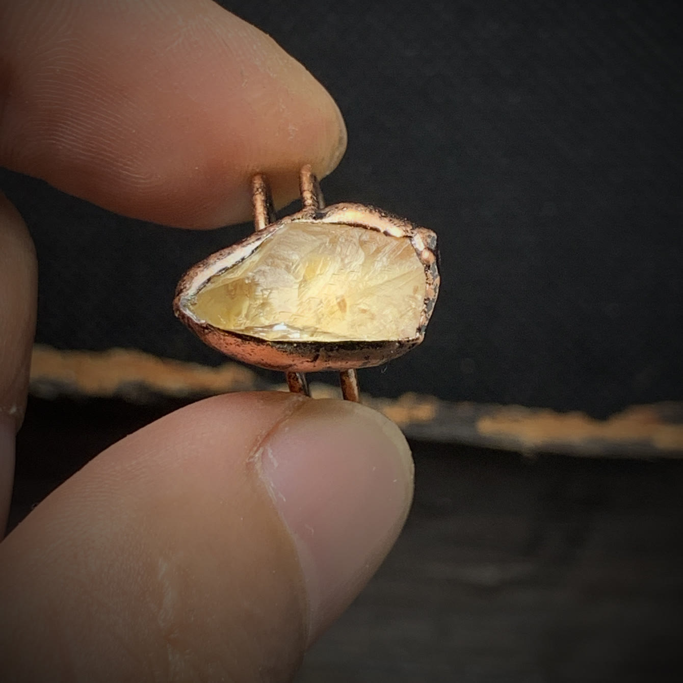 Naturlig råsten födelse ring – Selina