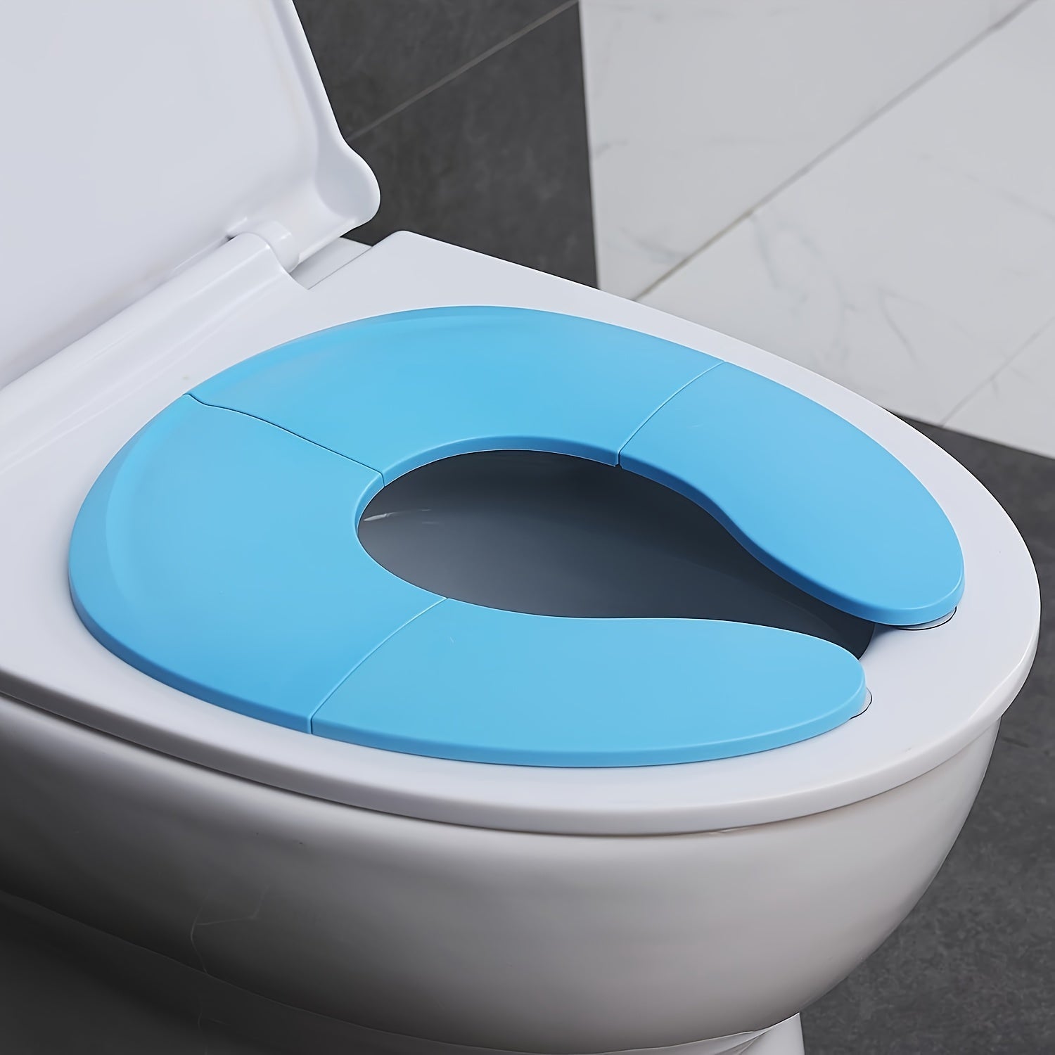 Resvänlig Potty Sits för Barn – Portabel och Halkfri för Enkel Toalettanvändning
