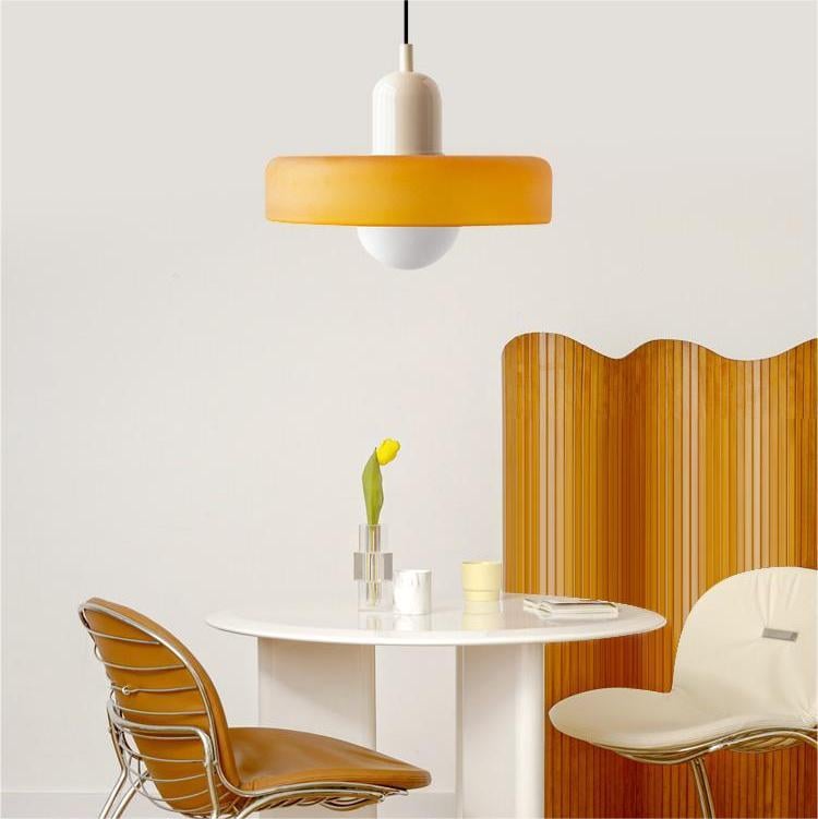 Färgglad Pendellampa i Bauhaus Stil - StiloGlas