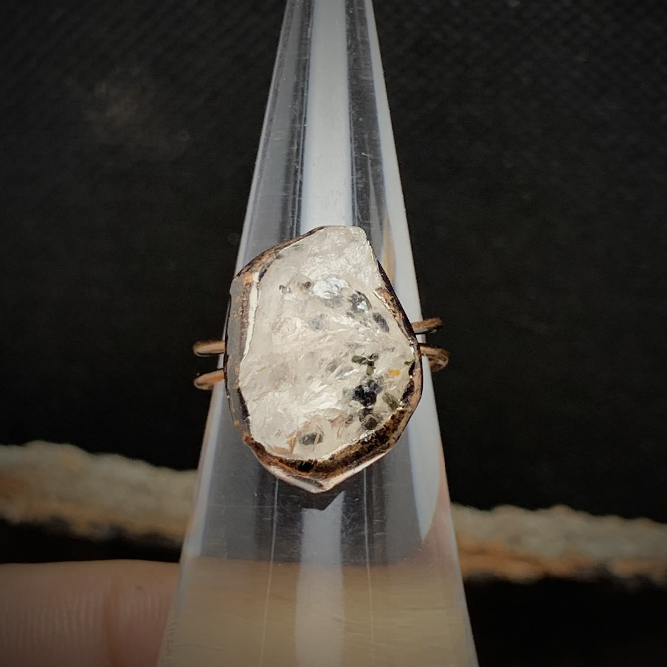 Naturlig råsten födelse ring – Selina