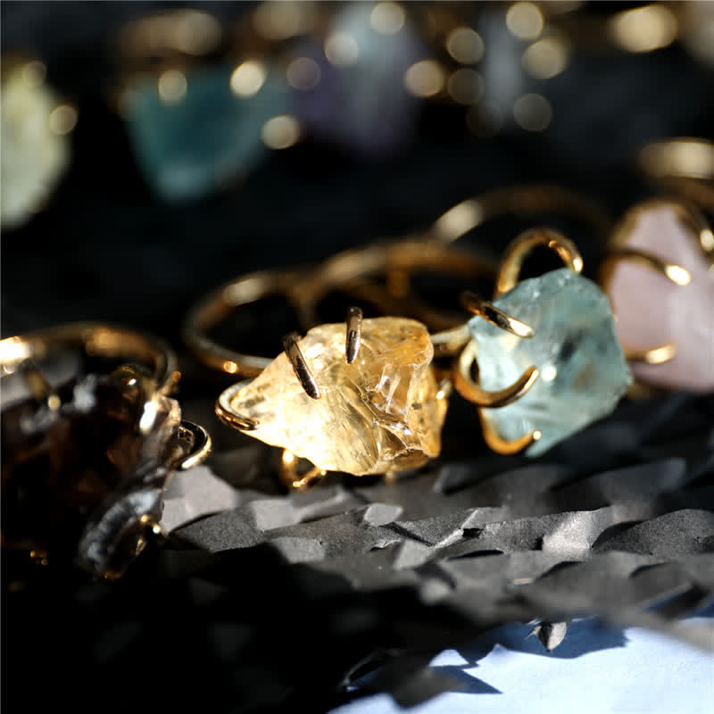 Sexklor Justerbar Ring med Naturlig Kristall – Liora