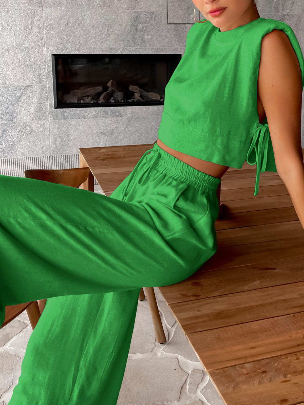 Tvådelat Sommarsätt med Crop Top och Byxor – Valeria
