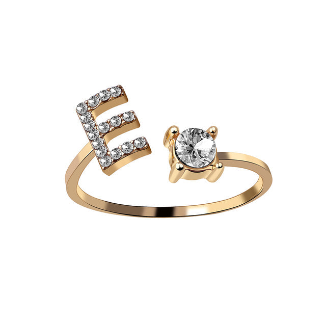 JewelEngrave | Elegant ring med dina initialer, för att bevara minnena levande