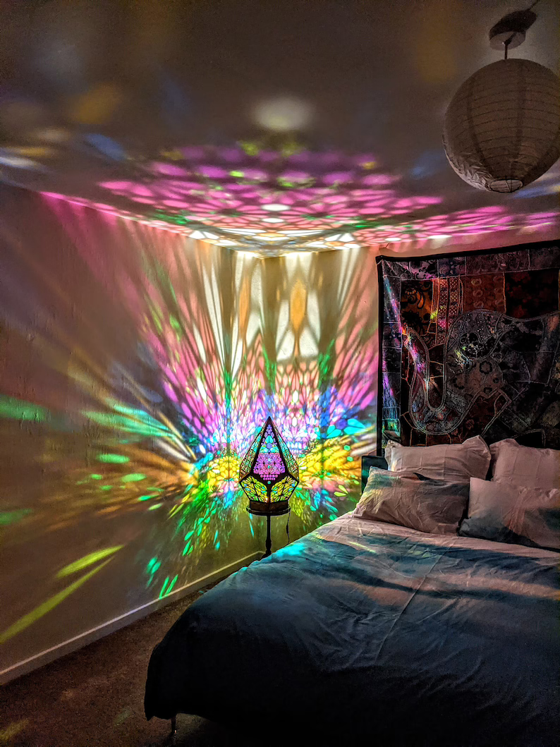 SereniShine Diamant Stjärnlampa | Justerbar bohemisk LED-lampa för ett fridfullt liv