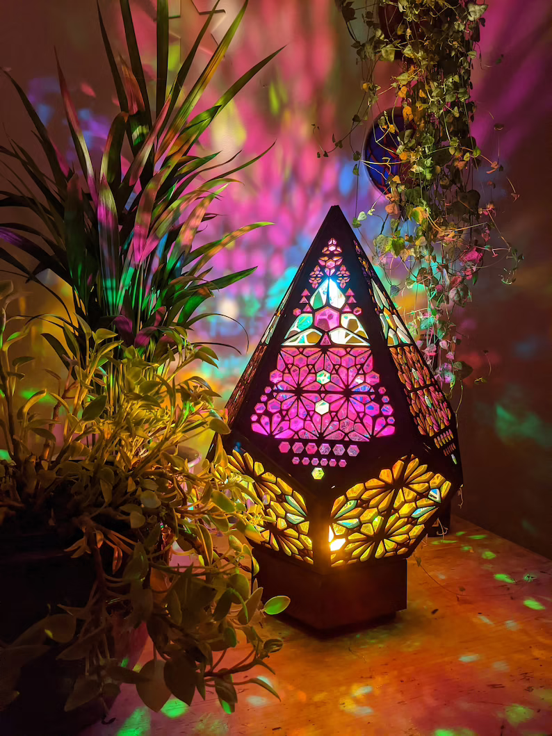 SereniShine Diamant Stjärnlampa | Justerbar bohemisk LED-lampa för ett fridfullt liv