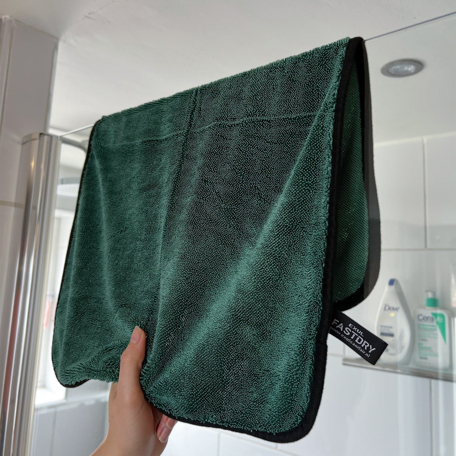 Superabsorberande Handduk – DrySwift