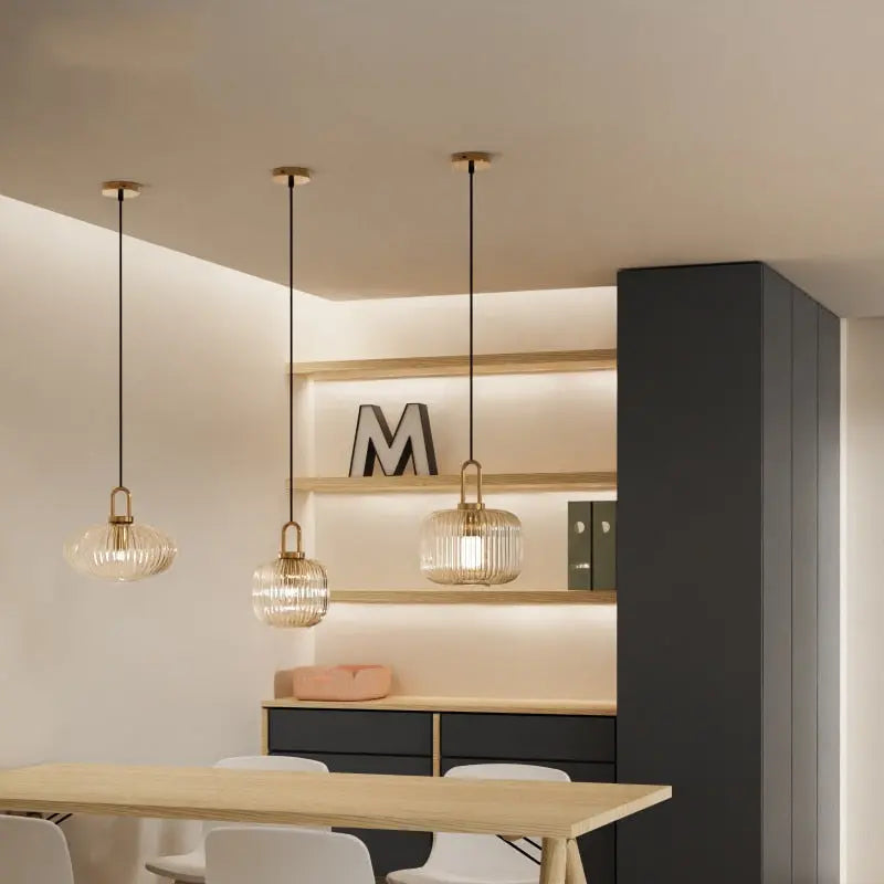 VeraGlow Japansk Hängande Lampa | Chic Nordisk glaspendellampa för varmt och stämningsfullt ljus