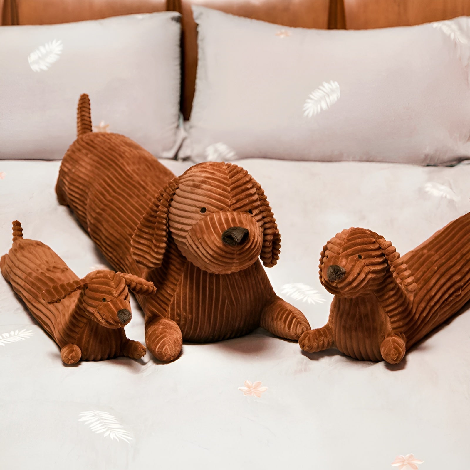 Plush Ergonomisk Dachshundkudde – DaxiRest