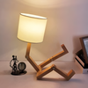 Flexibel Trä Skrivbordslampa – LumoBot