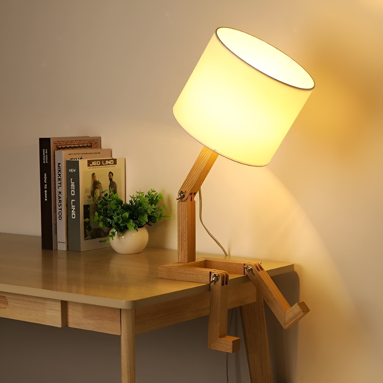 Flexibel Trä Skrivbordslampa – LumoBot