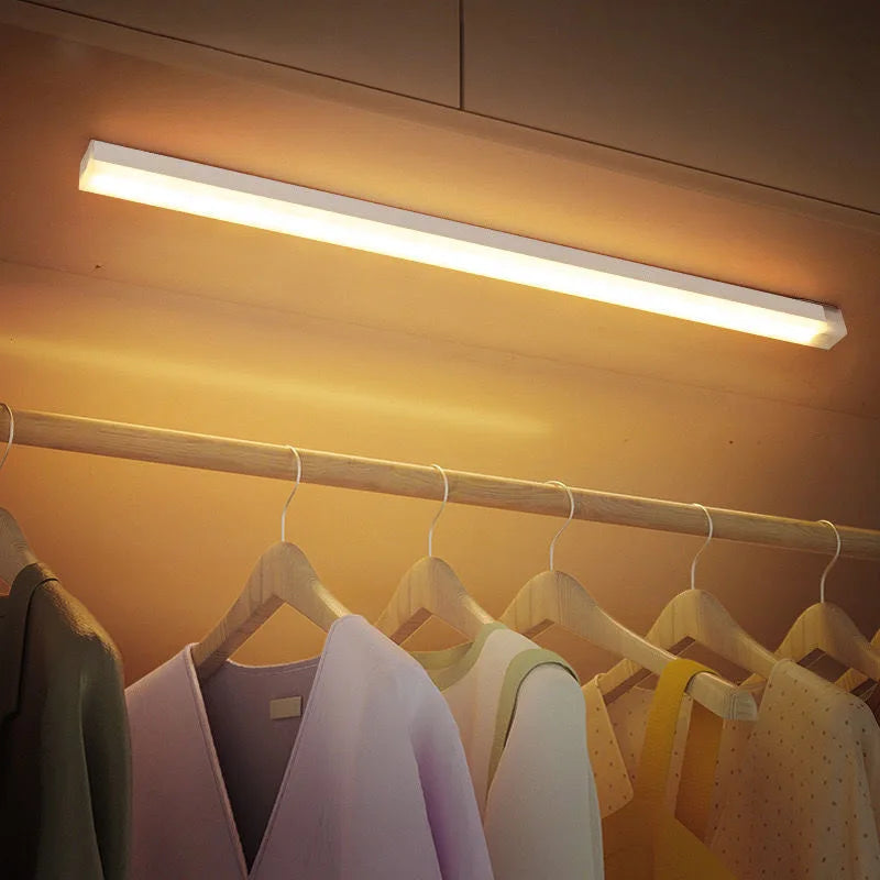 Trådlampa LED med Rörelsesensor - SmartGlow