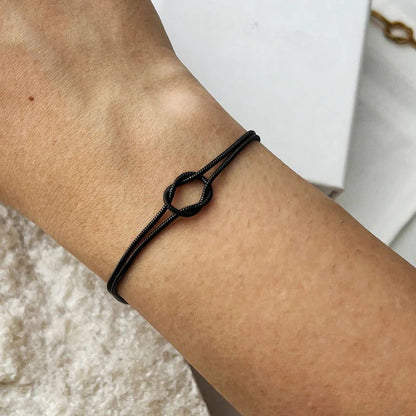 Minimalistisk Knutarmband – Elva