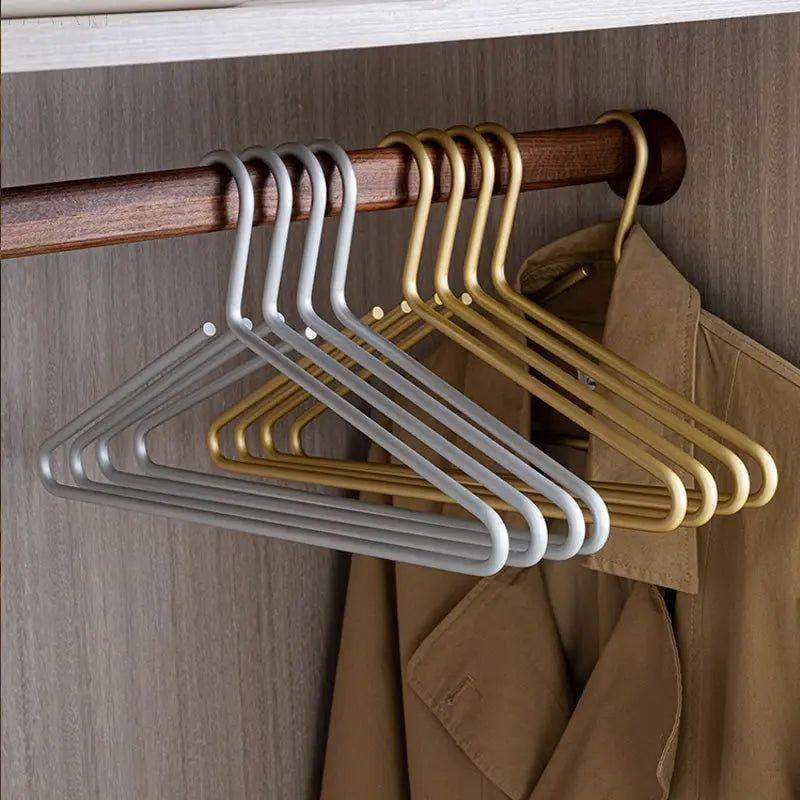 Luxe Non-Slip Klädhängare - Closura