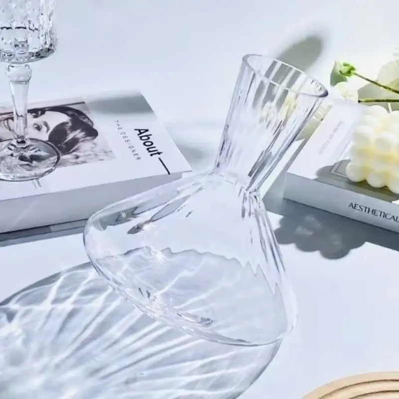 LuxeSwirl Kristallkaraff | 360° Rotera Glas Karaff för Vin, Whiskey & Champagne