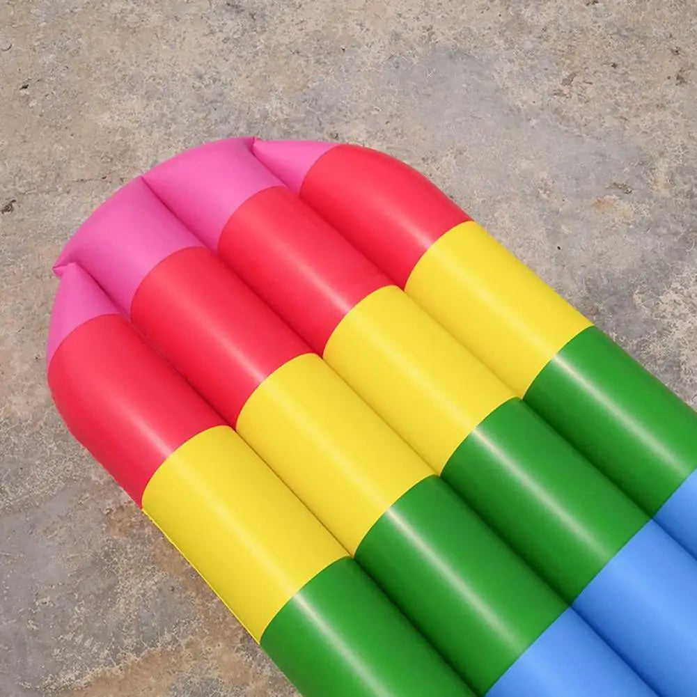 Uppblåsbar Pool Float i Glassform – Glädjefylld Regnbågs Lounge för Poolen