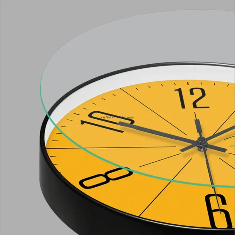 TimeWisp Trä Väggklocka – Tyst och Stilren Tidsmätare