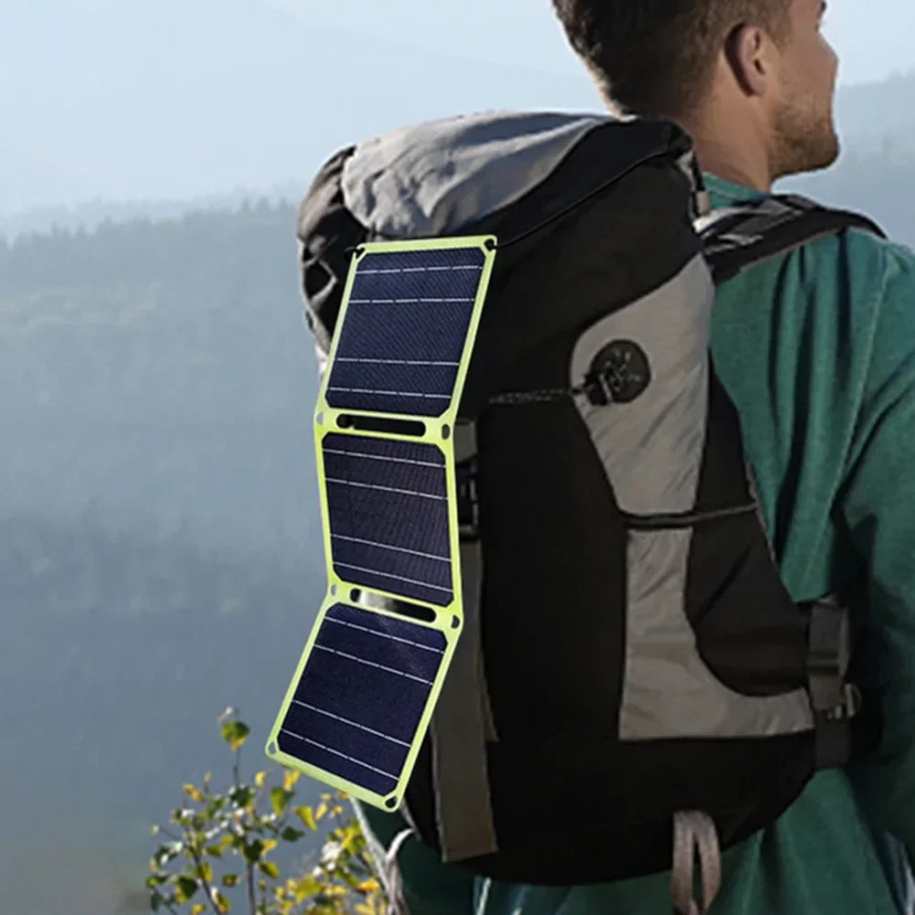 SolarLux RadiantFold Bärbar Laddare | Hög-effektiv hopfällbar solpanelsladdare för energi på språng
