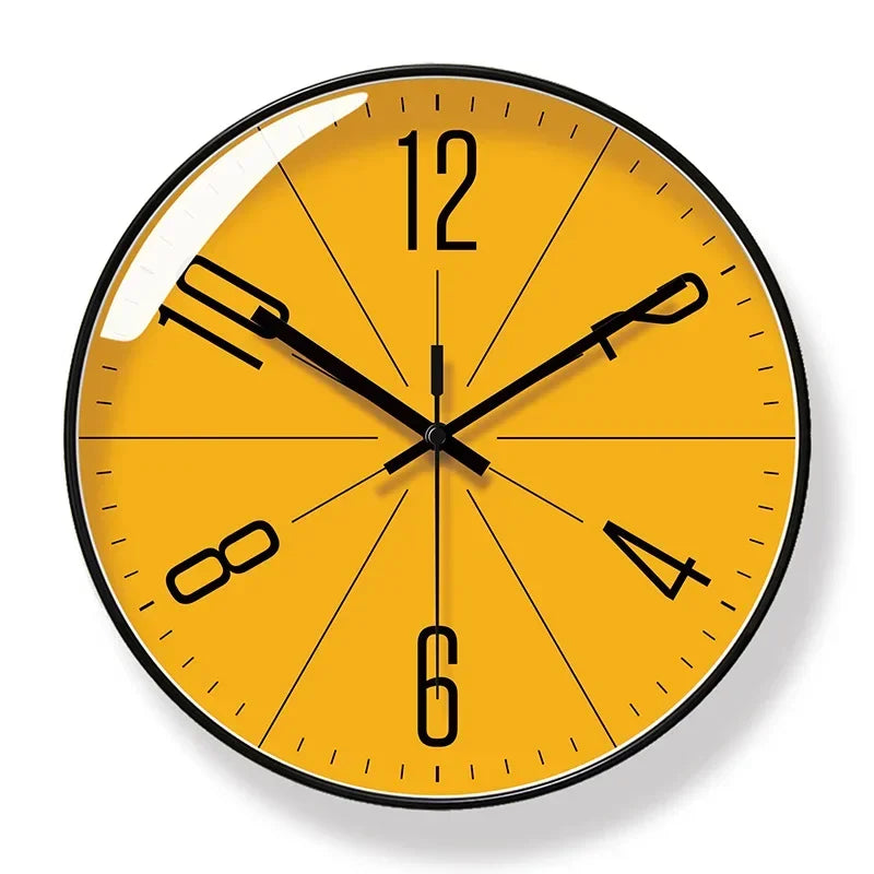TimeWisp Trä Väggklocka – Tyst och Stilren Tidsmätare