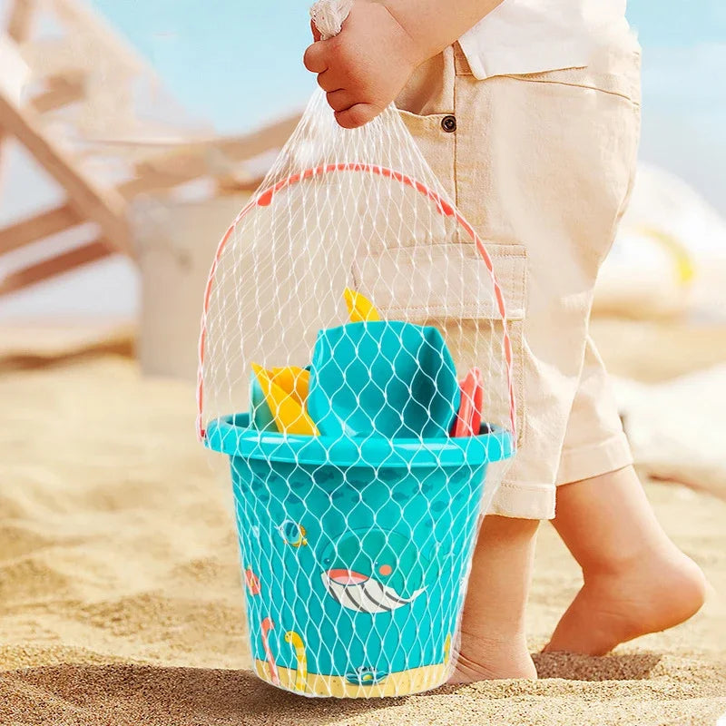 Barnens Strandleksaksset – Hink, Spade, Vattenflaska och Mer för Sommarnöje