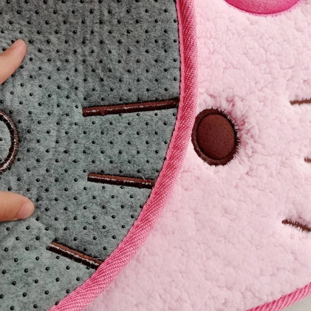 SoftKit Hello Kitty Golvmatta | Lyxig Antislipmatta för Hemmet och Bilen