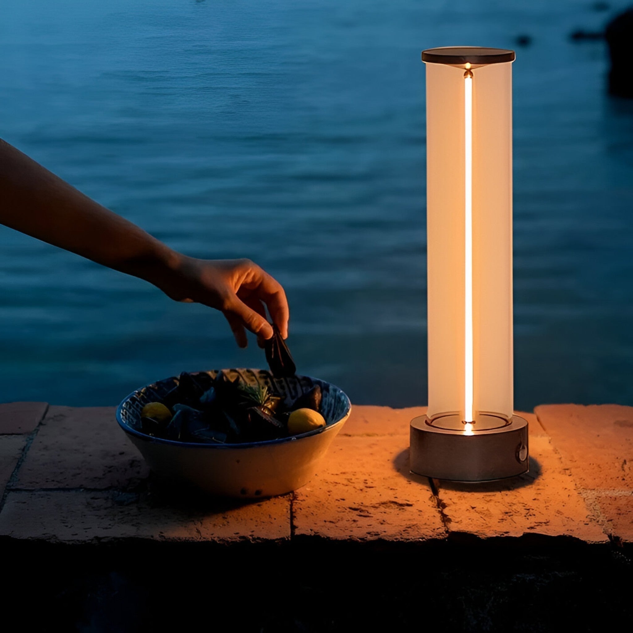 Ljusstav Bordslampa med Justerbar Belysning – Kyra