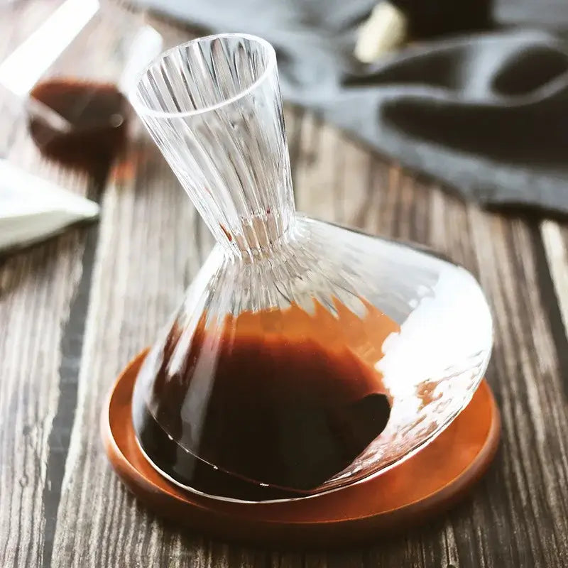 LuxeSwirl Kristallkaraff | 360° Rotera Glas Karaff för Vin, Whiskey & Champagne