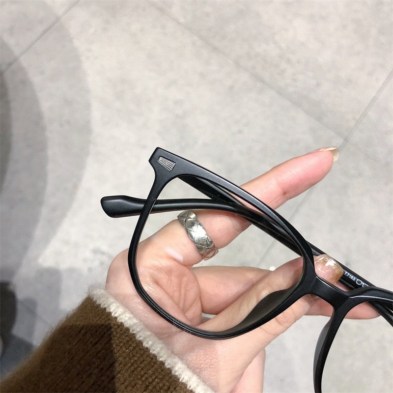 Närsynt Receptglasögon med Blåljusfilter - FocusFrame