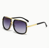 Stilrena Unisex Solglasögon med Elegant Finish – SunEdge Flair