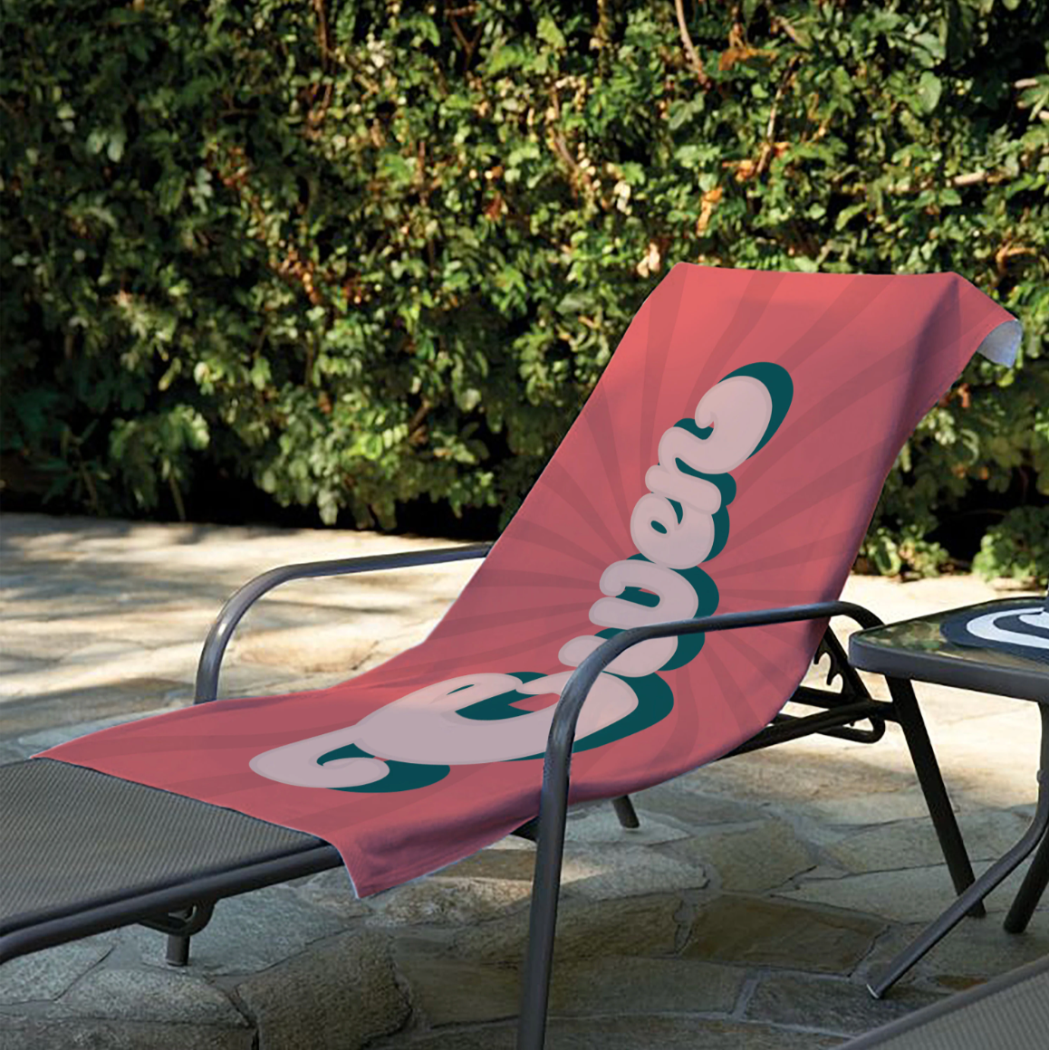 VelvetWave Anpassad Strandhandduk | Mjuk Bomullshandduk med Broderad Personalisering